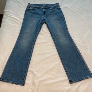 Old Navy Boot Cut Mid Rise Medium Wash Retro Western Sexy Jeans Size 12